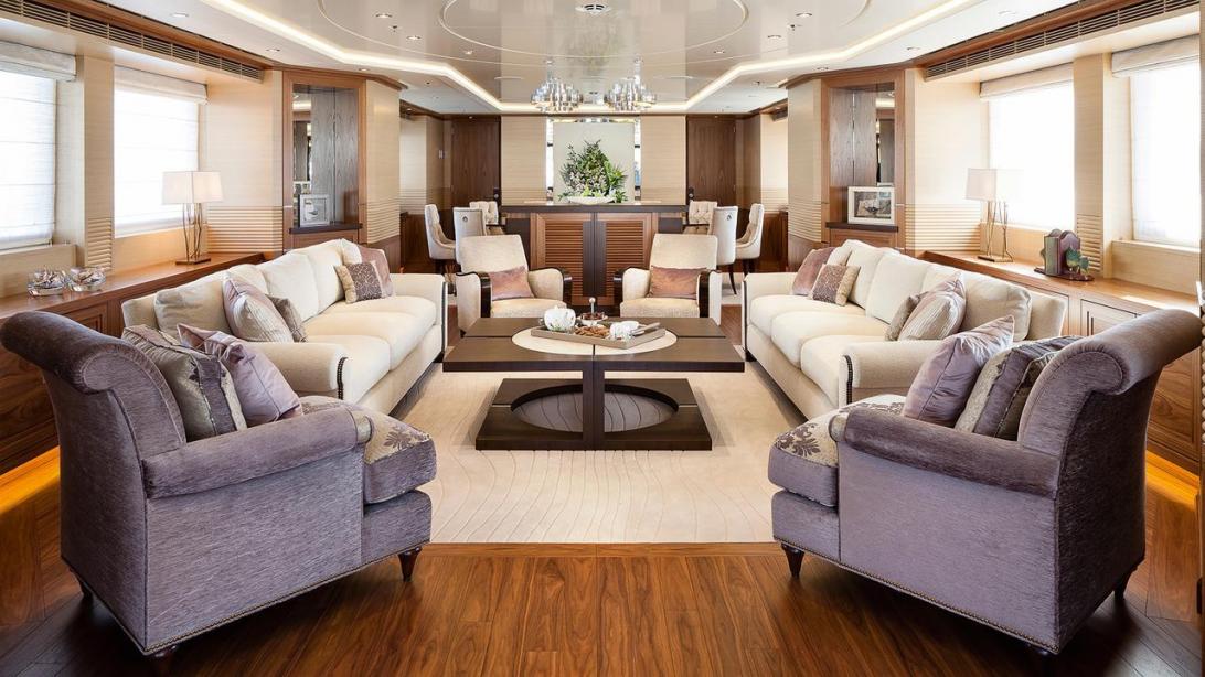 yacht Elena