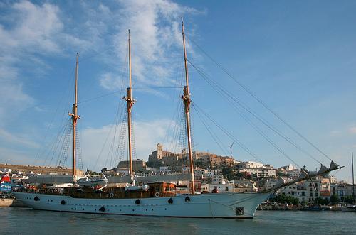 yacht Baboon