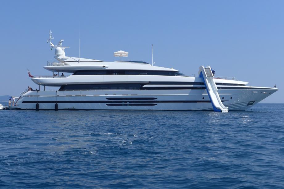 yacht Balista