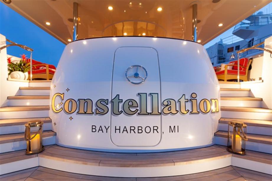 yacht Constellation