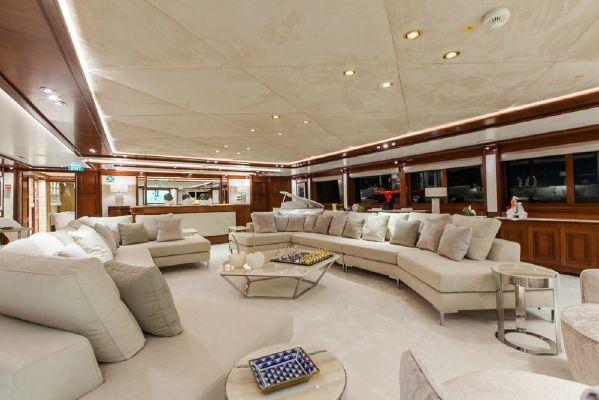 yacht Emir