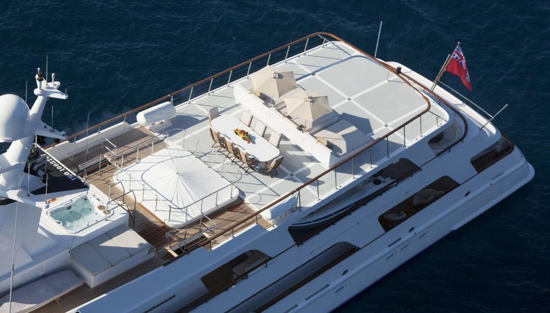 yacht Illusion I