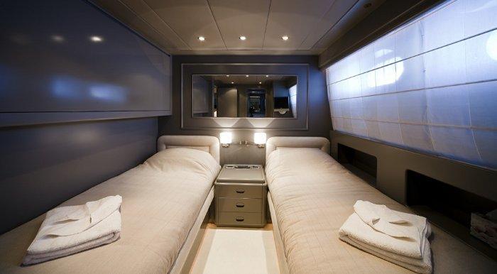 yacht Talila