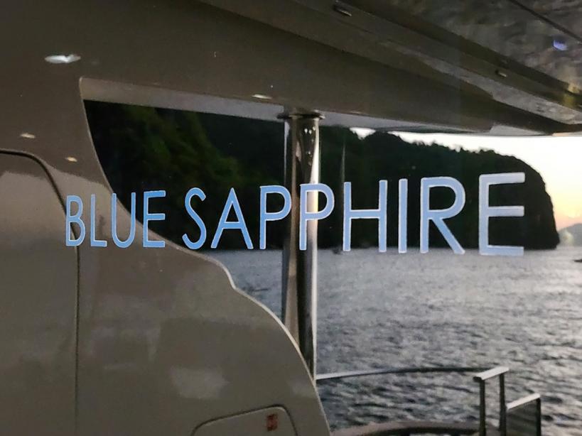 yacht Blue Sapphire