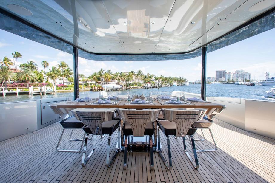 yacht Chop Chop