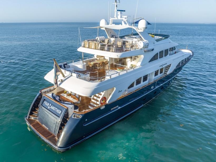 yacht Pour Another