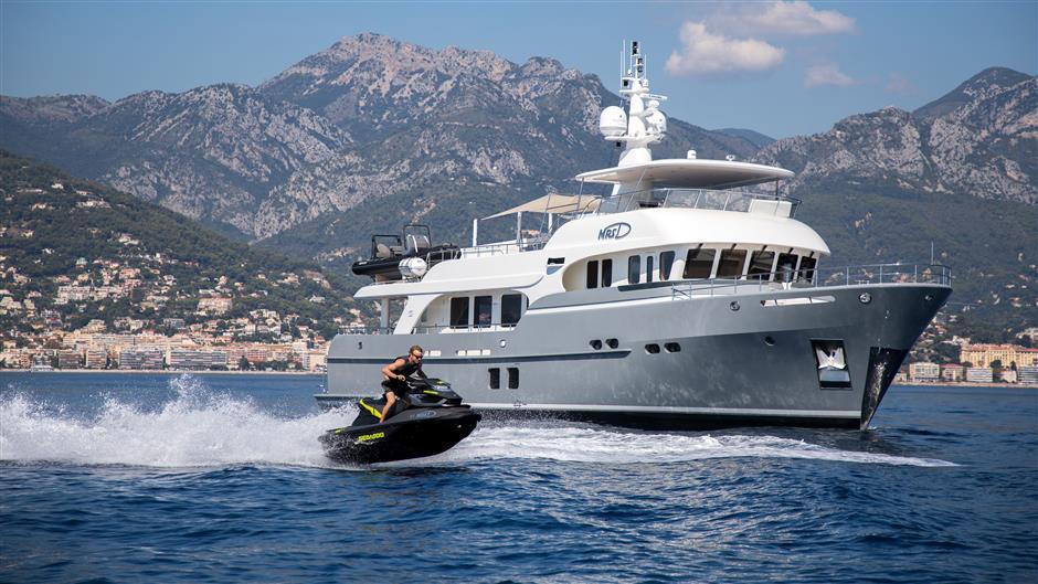 yacht Galena