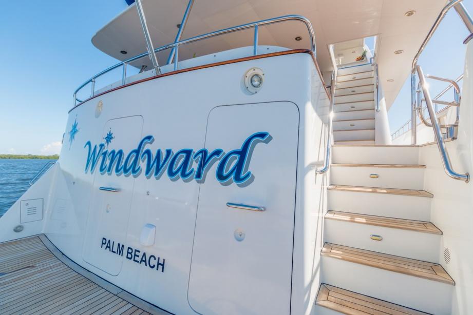 yacht Windward