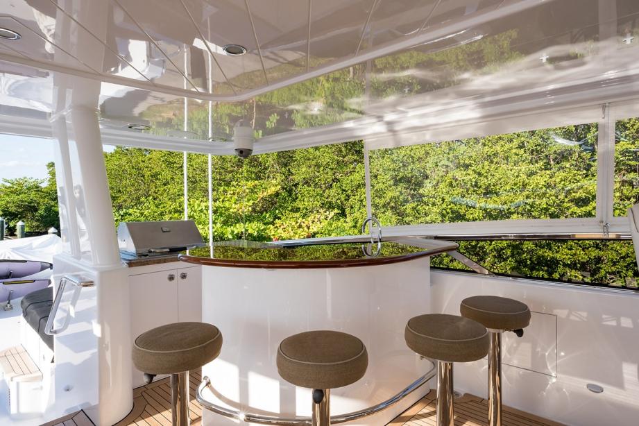 yacht Natural 9