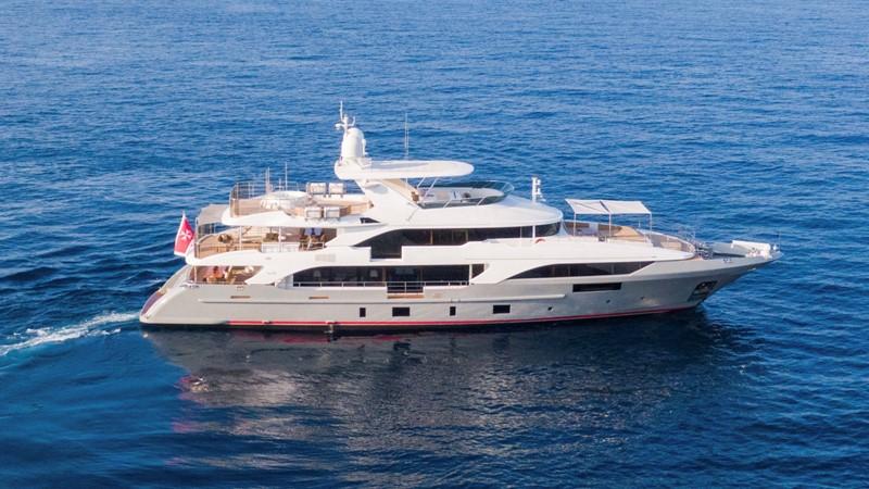 yacht Freeday