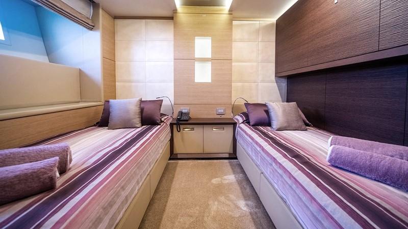 yacht Freeday