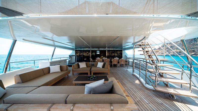 yacht Freeday