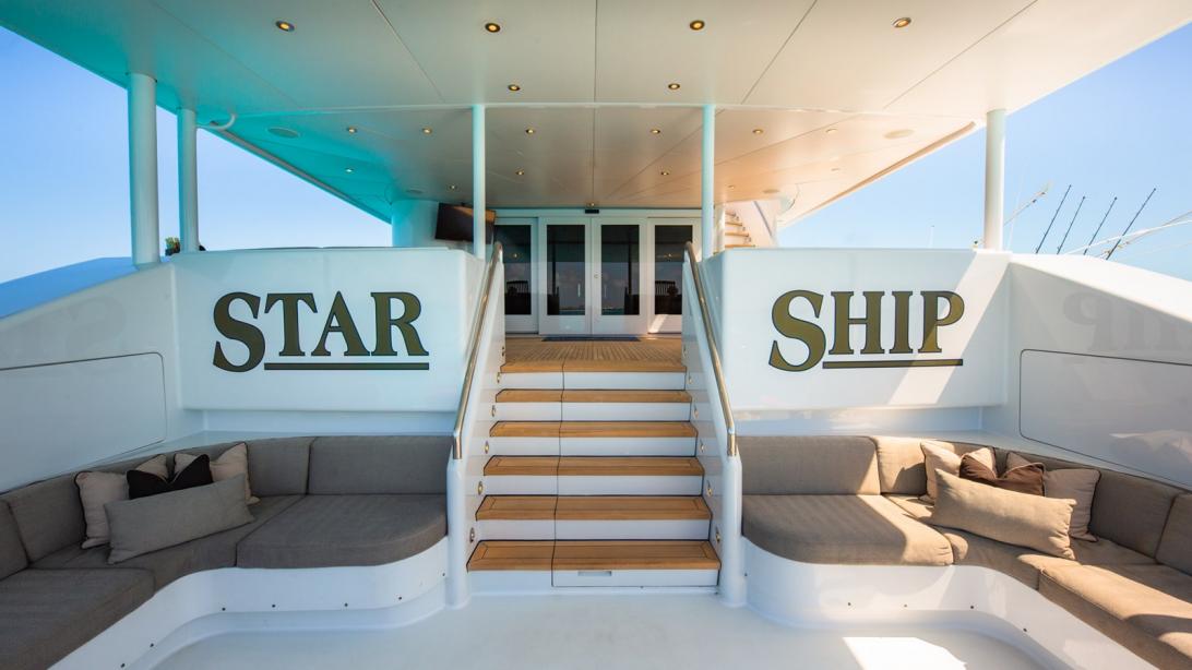 yacht Starship
