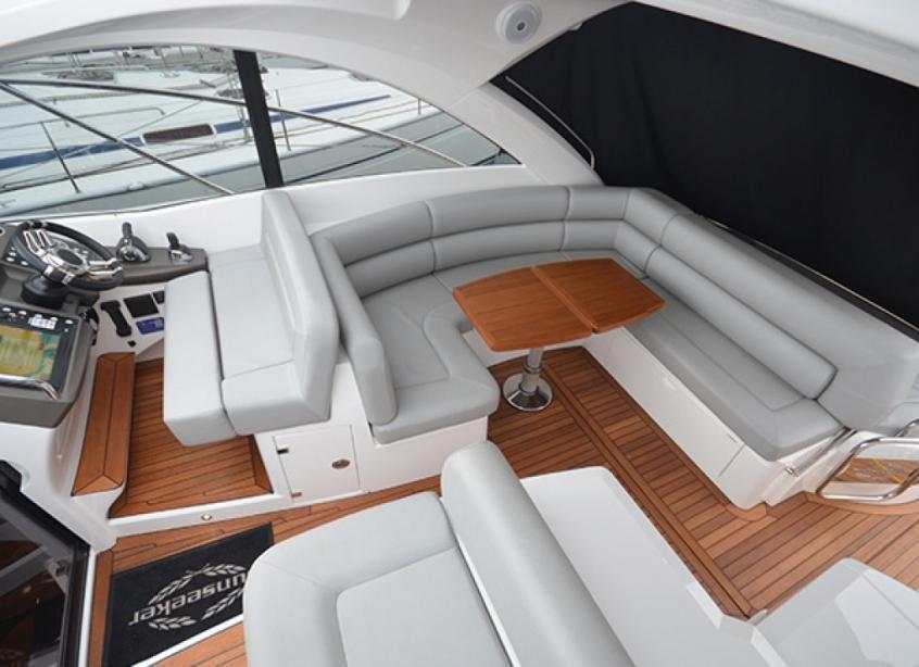 yacht Sunseeker Portofino 40