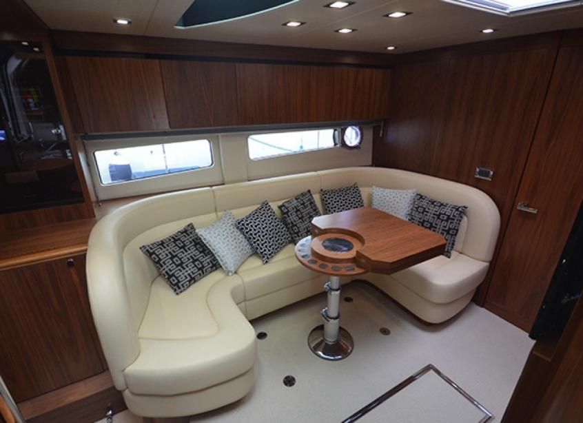 yacht Sunseeker Portofino 40