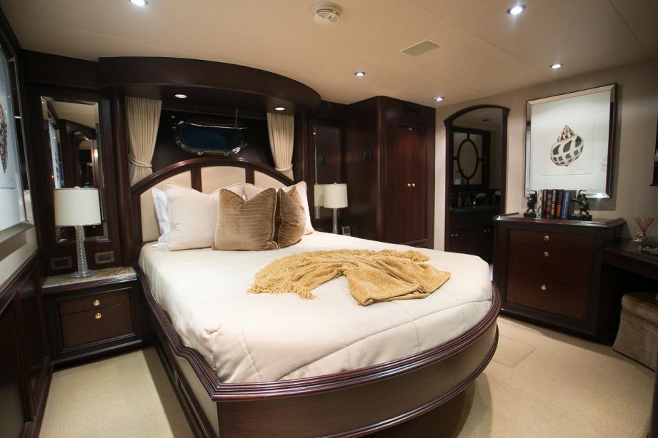 yacht Sea Dreams