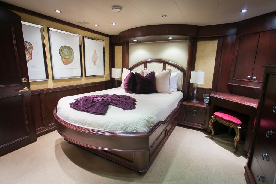 yacht Sea Dreams