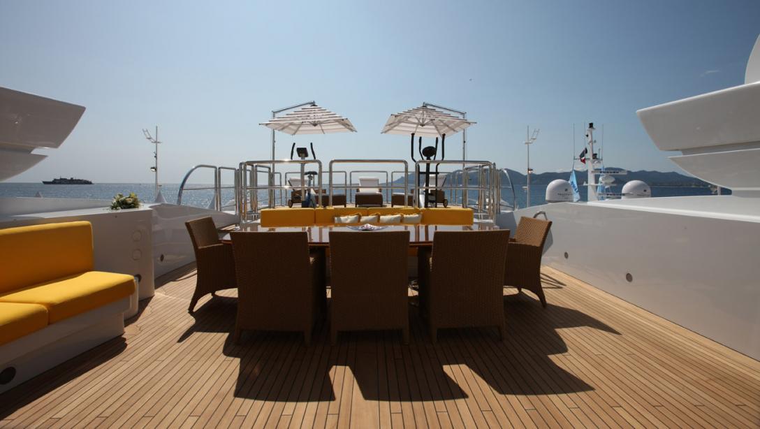 yacht Platinum