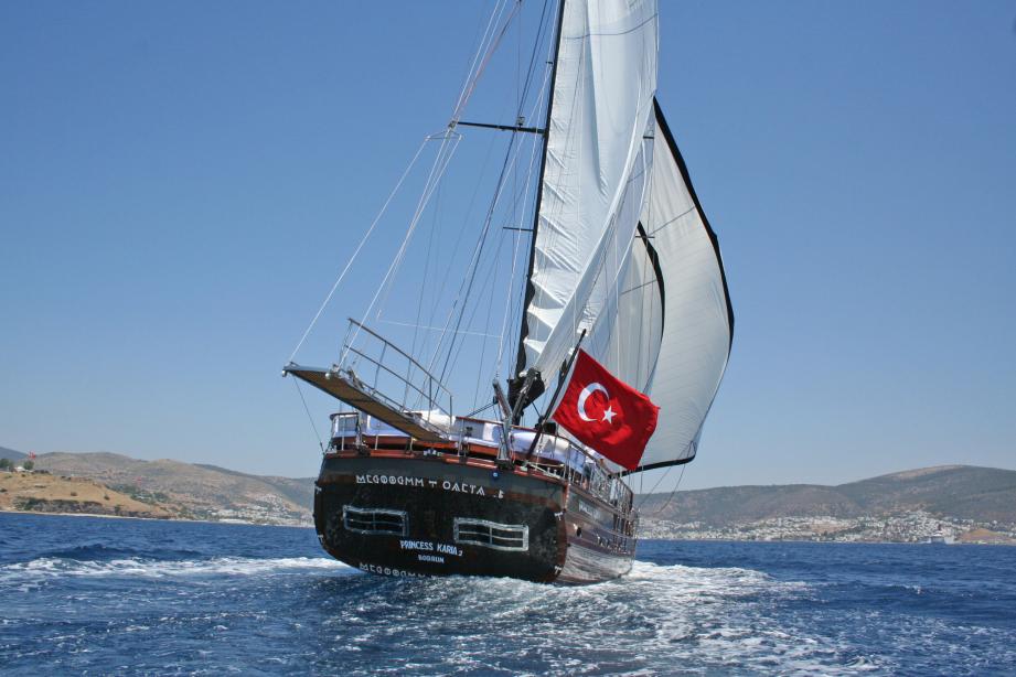 yacht Princess Karia II