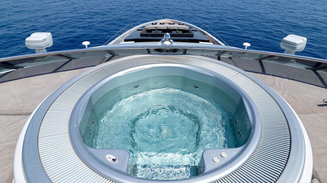 yacht Bliss