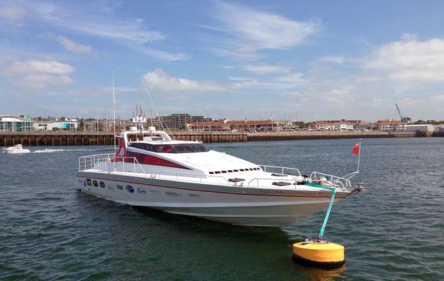 yacht Virgin Atlantic Challenger 2