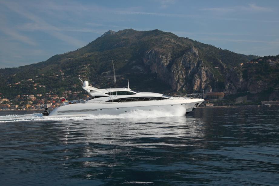yacht Tatami