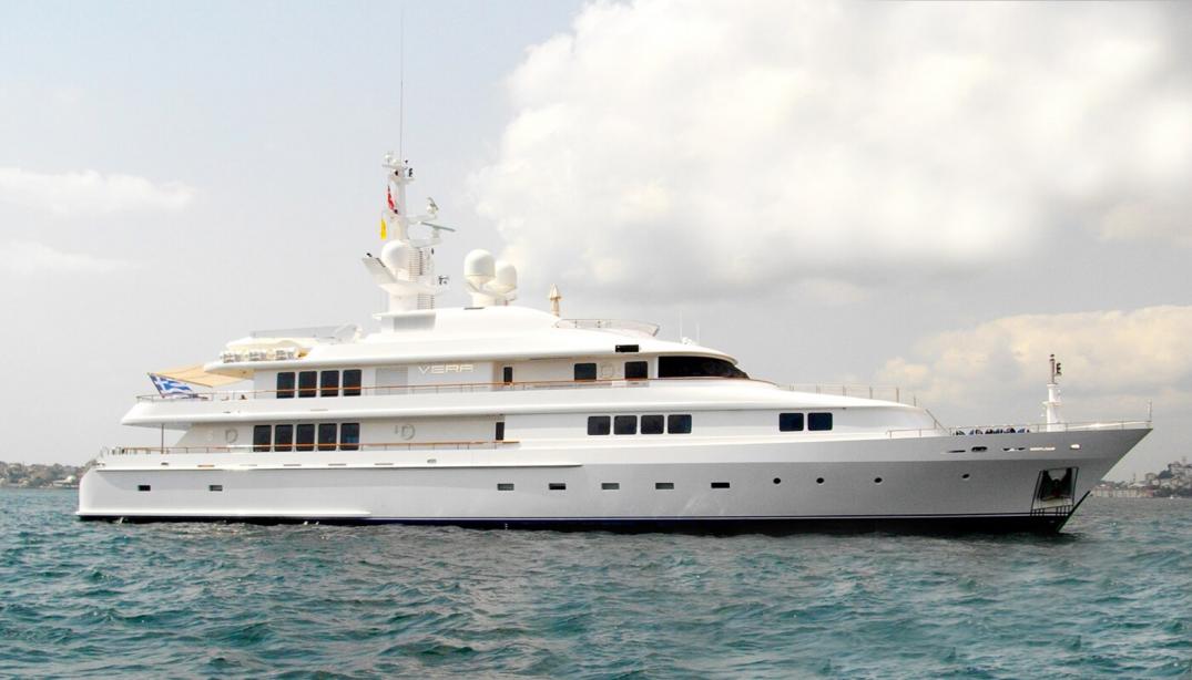 yacht Vera