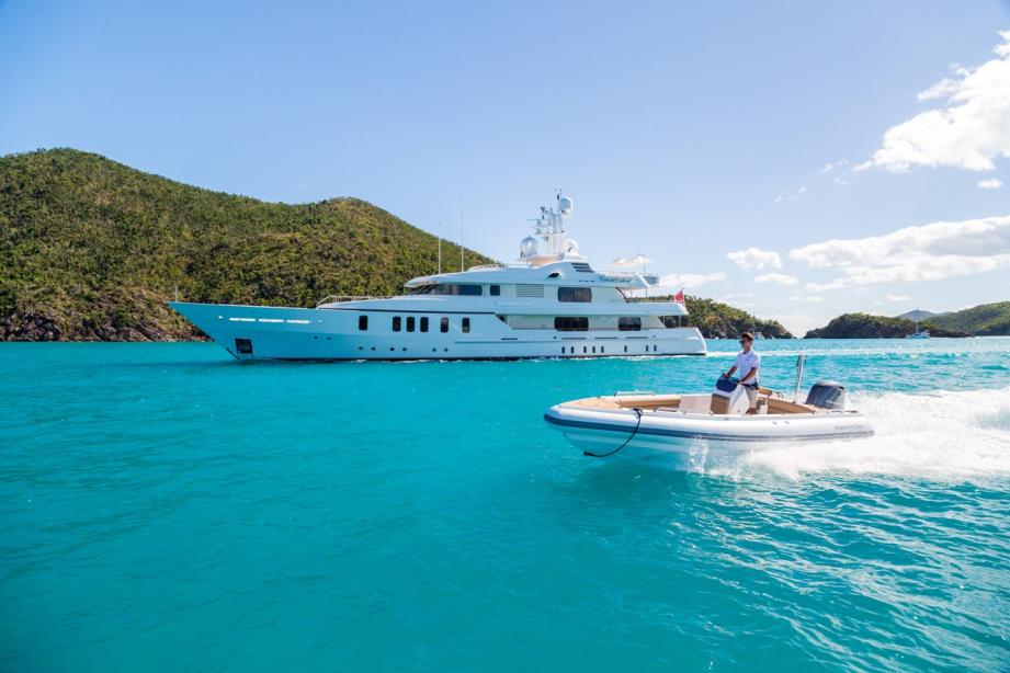 yacht Adventure