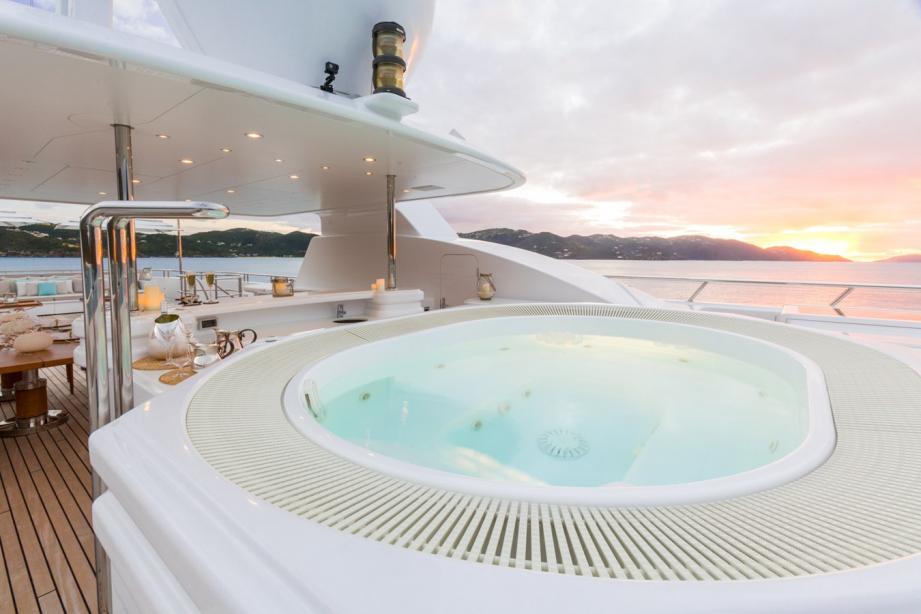 yacht Adventure