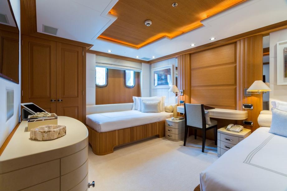 yacht Adventure