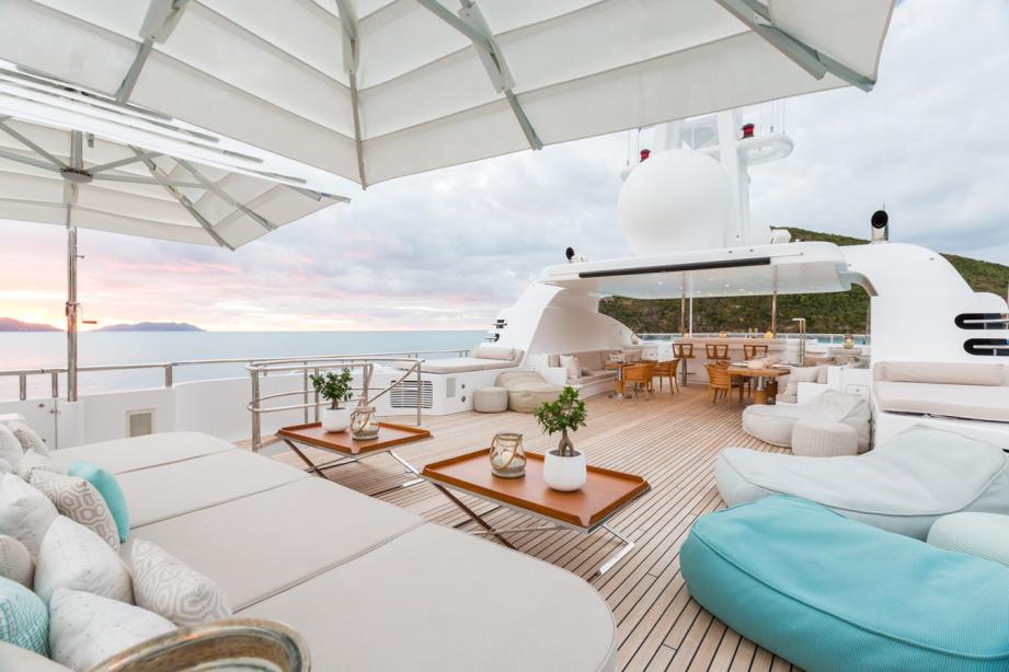 yacht Adventure