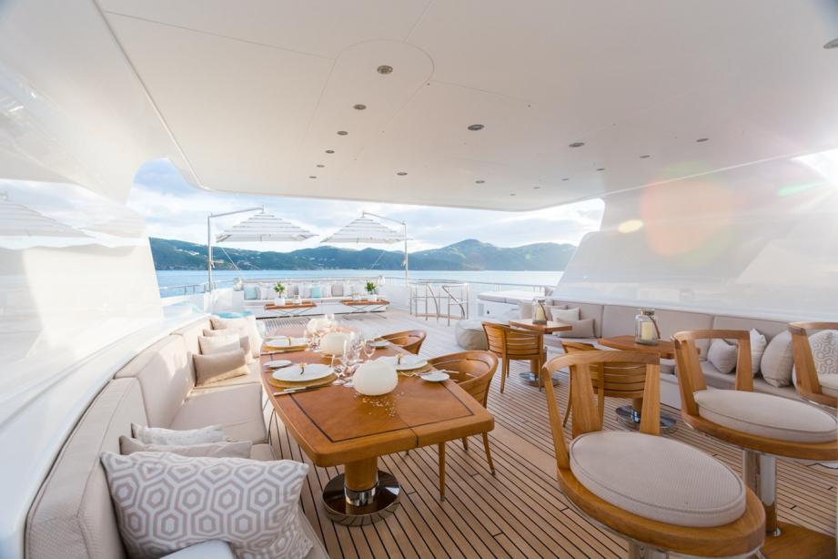 yacht Adventure