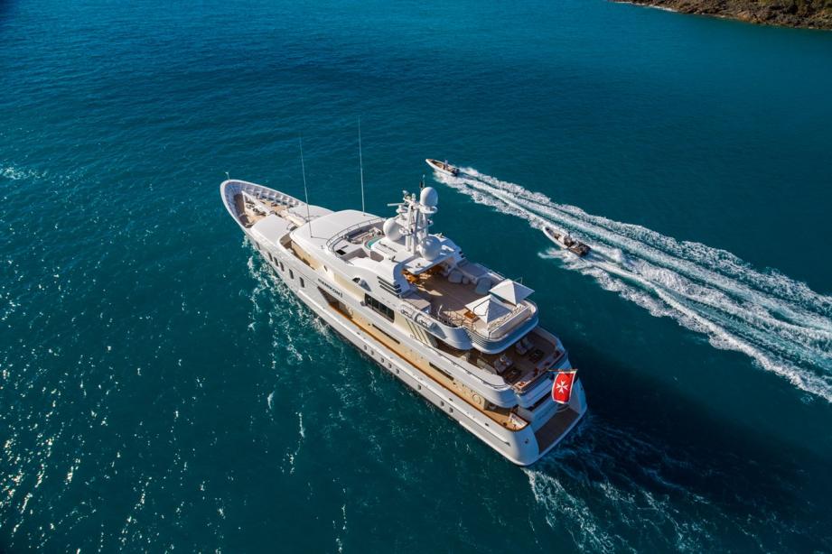 yacht Adventure