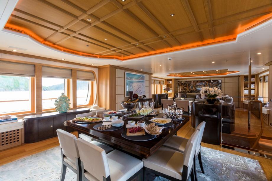 yacht Adventure