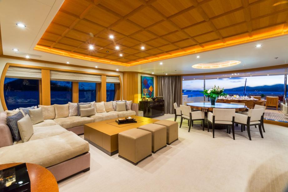 yacht Adventure