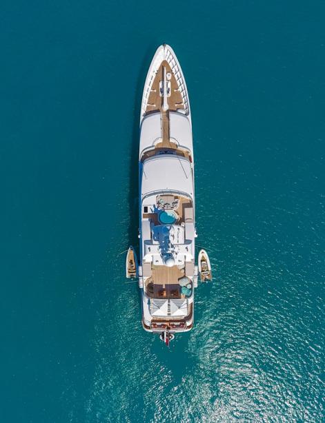 yacht Adventure