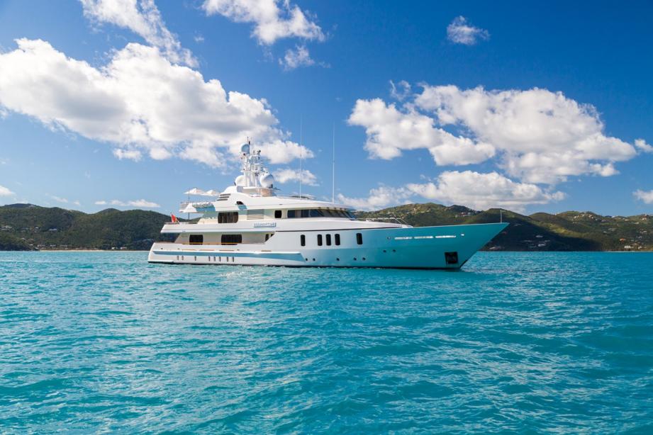 yacht Adventure