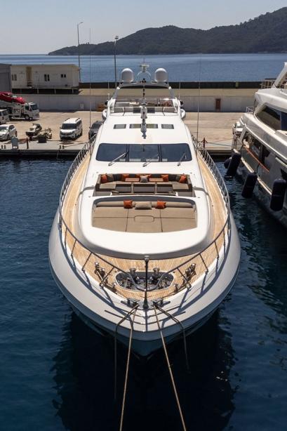 yacht Asya