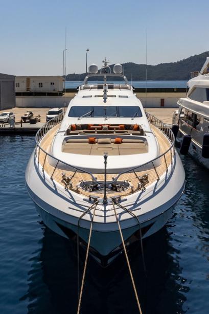 yacht Asya