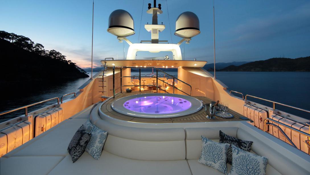 yacht Vica