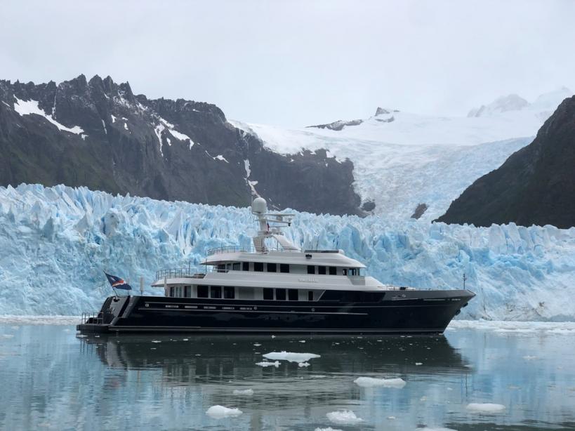 yacht Dorothea III