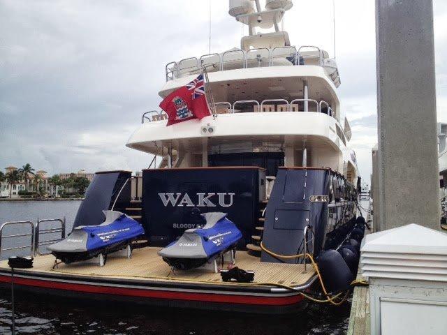yacht Waku