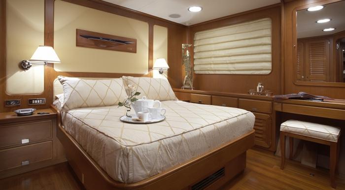 yacht Antara