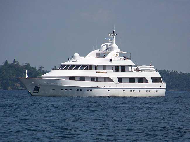 yacht Big Easy