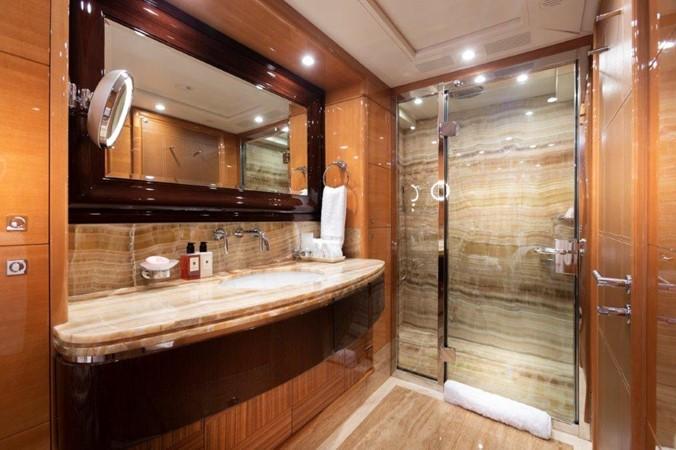 yacht Groover