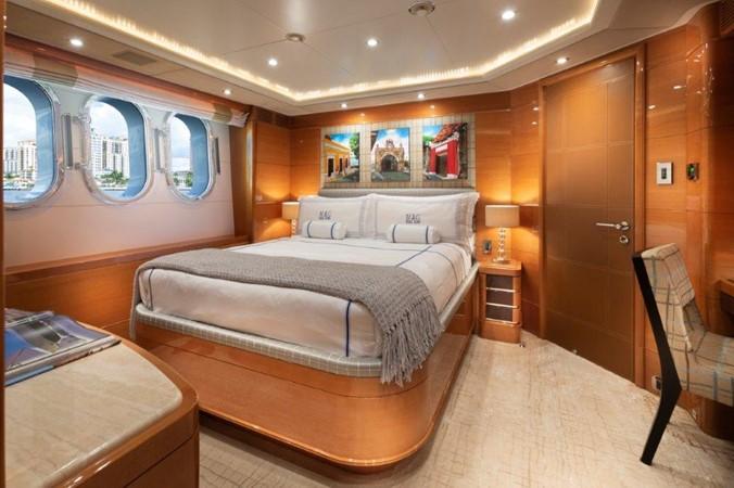 yacht Groover