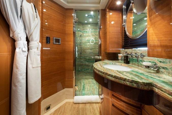 yacht Groover