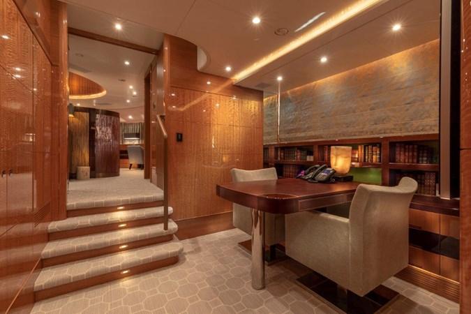 yacht Groover