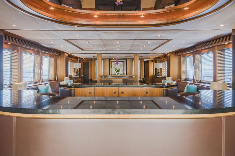 yacht The Devocean