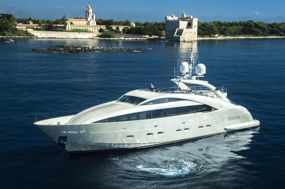 yacht Grand Mariana III
